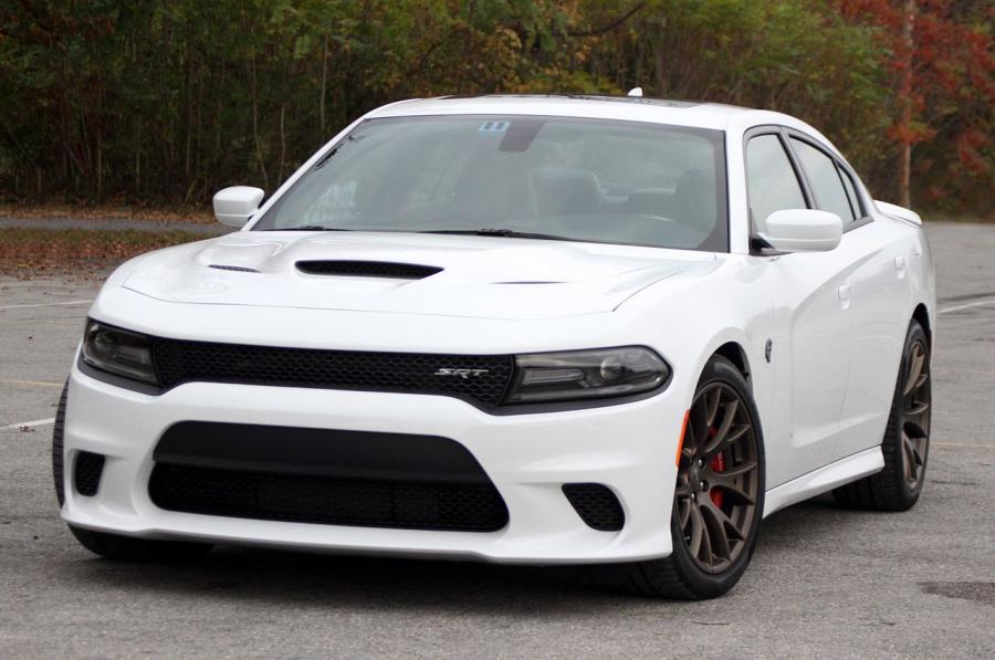  Dodge Charger SRT Hellcat 2015 года  (фото 10 из 111)